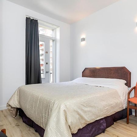 Central Hotel Montreal Luaran gambar