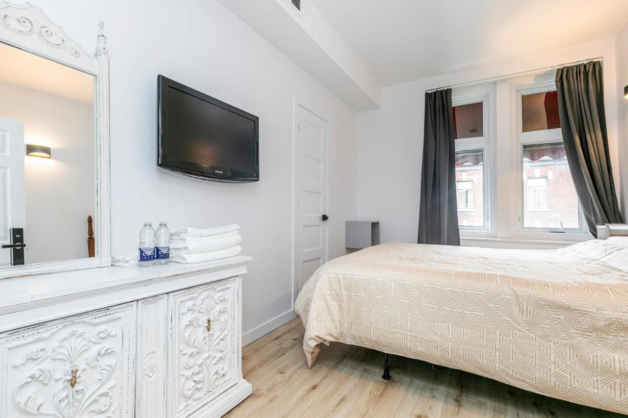 Central Hotel Montreal Luaran gambar
