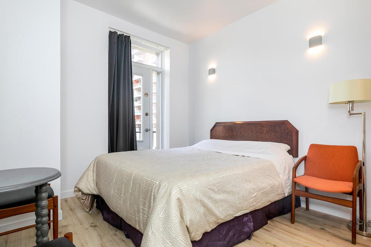 Central Hotel Montreal Luaran gambar