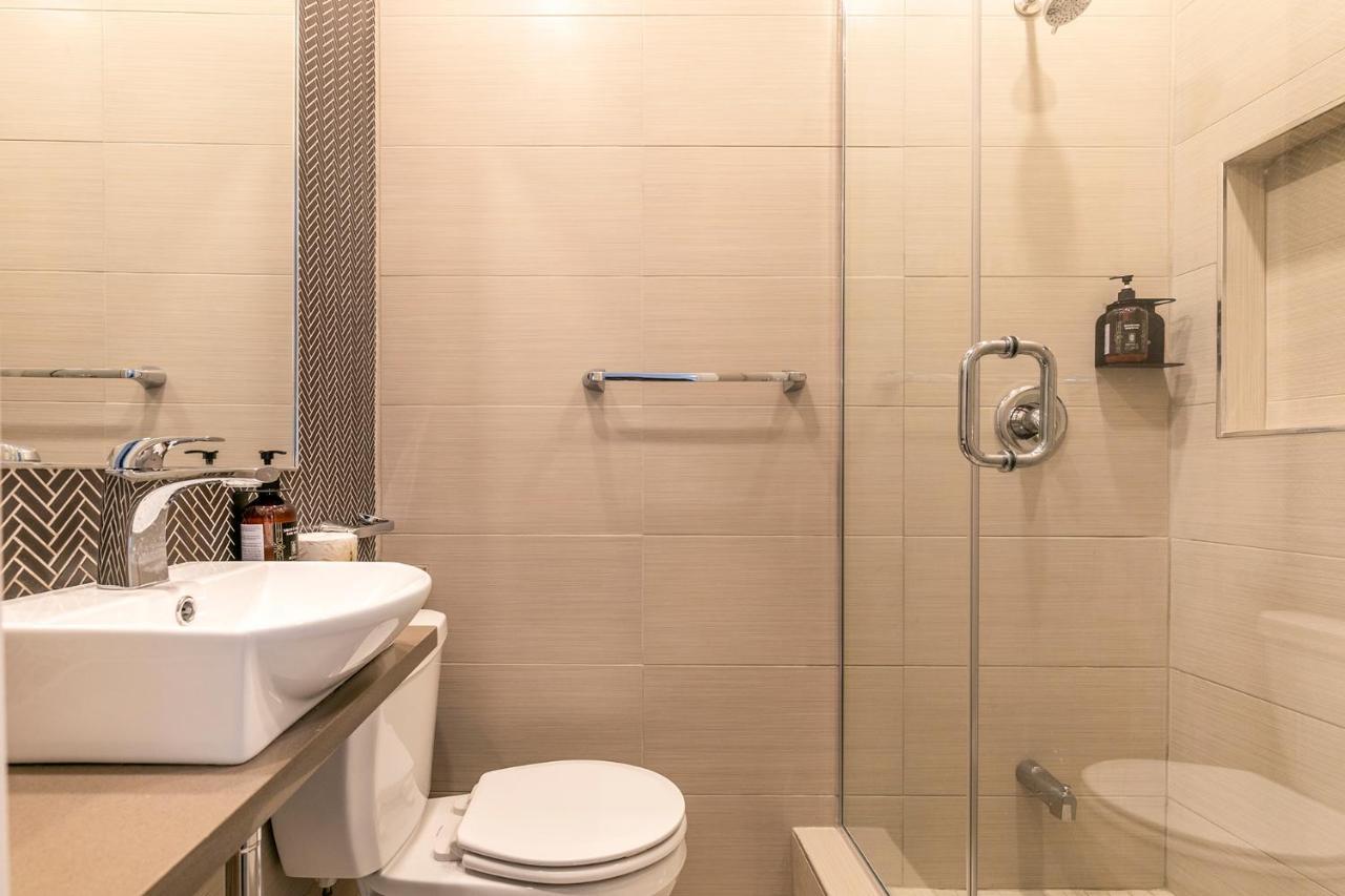 Central Hotel Montreal Luaran gambar